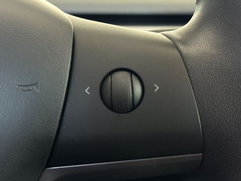 Used 2020 Tesla Model 3 Standard Range RWD image 26