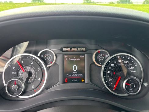 New 2026 RAM 3500 Big Horn AWD/4WD image 13