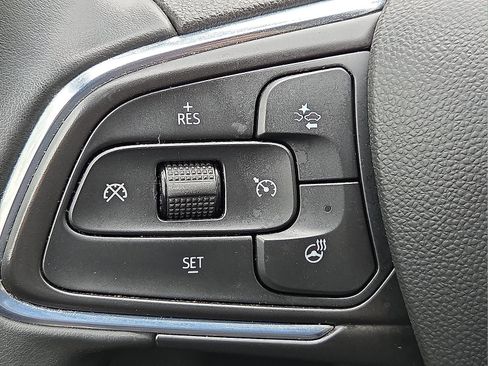 Used 2024 Buick Envista Sport Touring w/ Convenience I Package FWD image 19