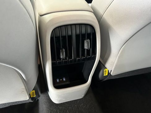 Used 2024 Hyundai Kona SEL FWD image 34