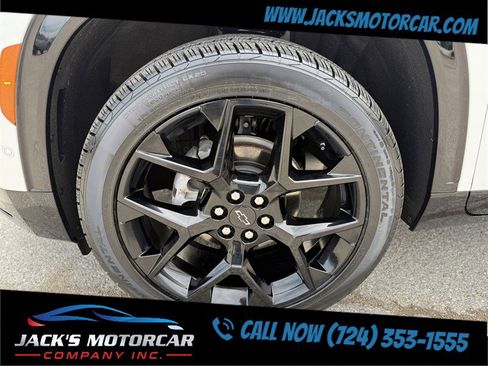 Used 2025 Chevrolet Traverse RS AWD/4WD image 30