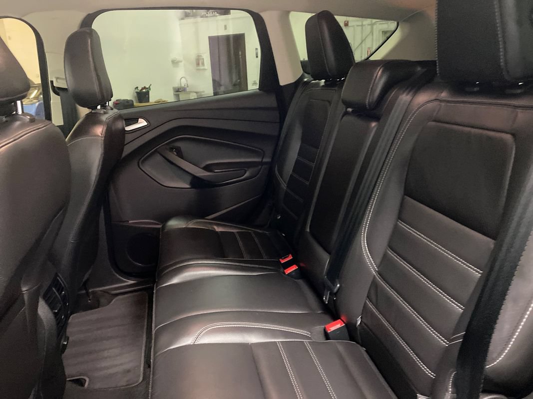 Used 2018 Ford Escape SEL AWD/4WD image 17