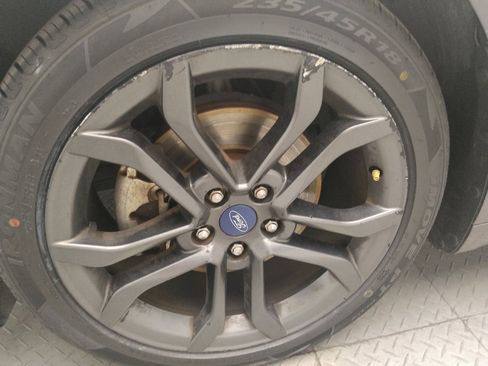 Used 2018 Ford Fusion SE w/ Equipment Group 201A FWD image 31