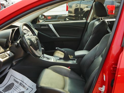 Used 2011 MAZDA MAZDA3 s Grand Touring w/ Tech Pkg FWD image 11