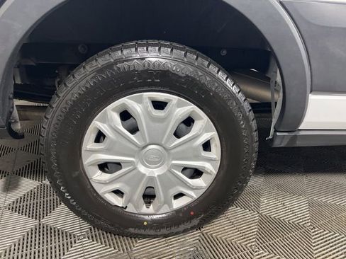 Used 2024 Ford Transit 350 XLT RWD image 13