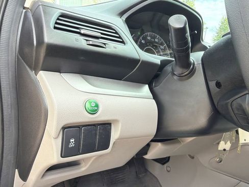 Used 2013 Honda CR-V EX image 30