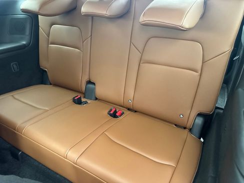 New 2026 Nissan Pathfinder Platinum image 12