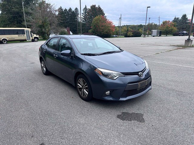 Used 2015 Toyota Corolla LE FWD image 1