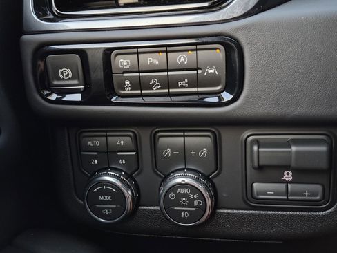 New 2026 GMC Yukon XL AT4 Ultimate image 21