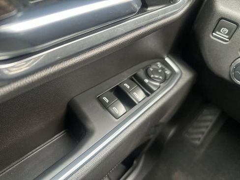 Used 2022 Chevrolet Silverado 1500 RST w/ Redline Edition image 16