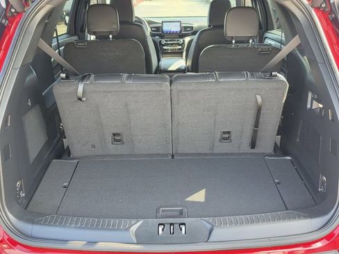 Used 2023 Ford Explorer ST-Line w/ Class IV Trailer Tow Package RWD image 5