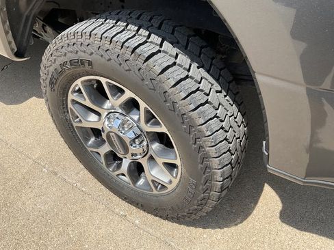 Used 2022 Ford F250 Lariat w/ Lariat Ultimate Package image 5