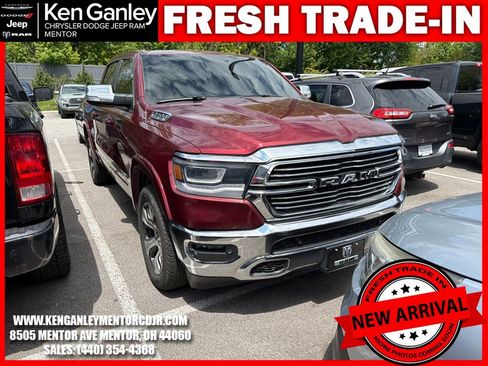 Used 2019 RAM 1500 Laramie AWD/4WD image 1