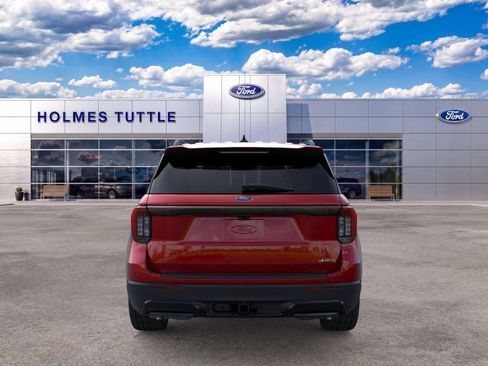 New 2026 Ford Explorer ST-Line w/ ST-Line Street Pack AWD/4WD image 5