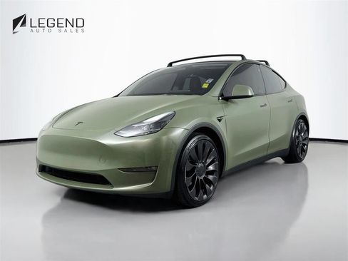 Used 2023 Tesla Model Y Performance AWD/4WD image 1