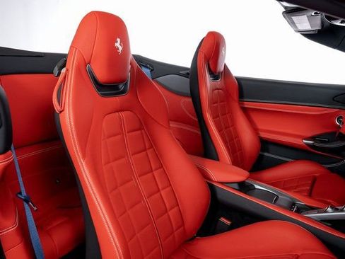 Certified 2019 Ferrari Portofino image 49