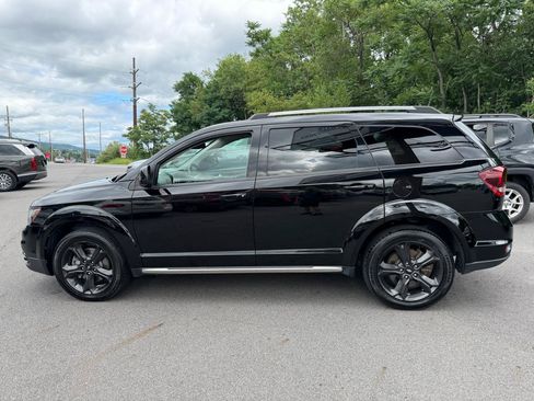Used 2020 Dodge Journey Crossroad FWD image 9