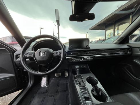 Used 2025 Honda Civic Sport image 34
