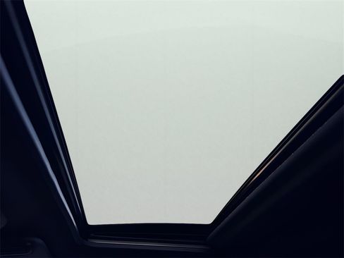 Used 2024 Subaru Crosstrek 2.5i Wilderness w/ Crosstrek Mirror Package image 28