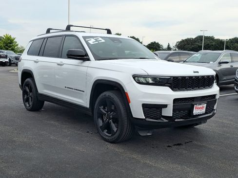 Used 2023 Jeep Grand Cherokee L Laredo AWD/4WD image 6