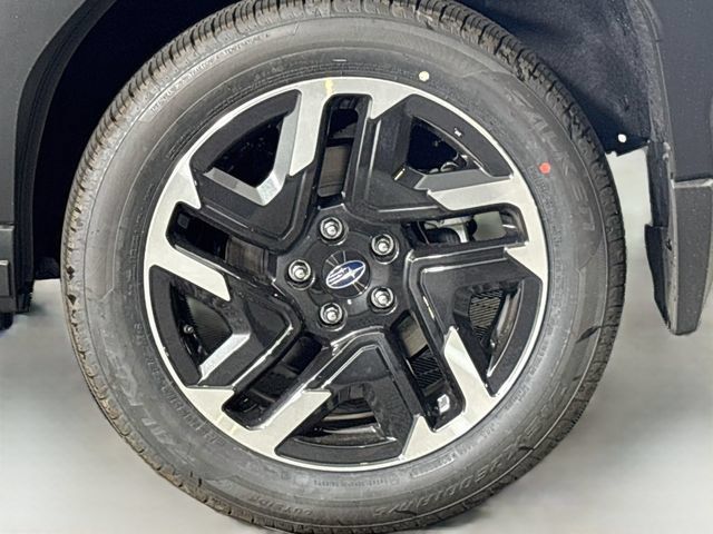 New 2026 Subaru Forester Premium AWD/4WD image 31
