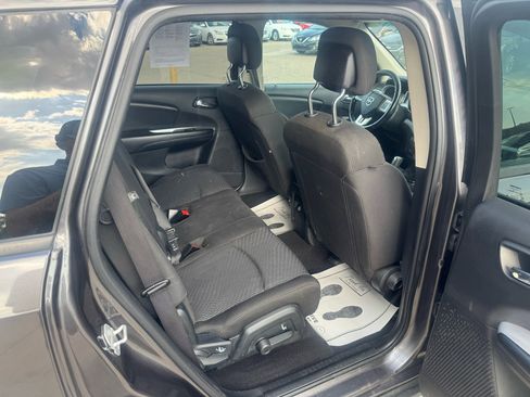 Used 2018 Dodge Journey SE w/ Connectivity Group image 13