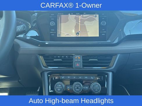 Used 2023 Volkswagen Taos SEL image 19