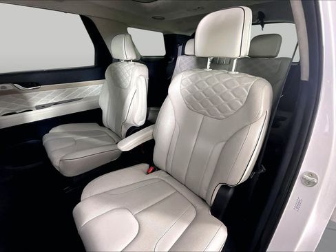 Used 2021 Hyundai Palisade Calligraphy FWD image 18