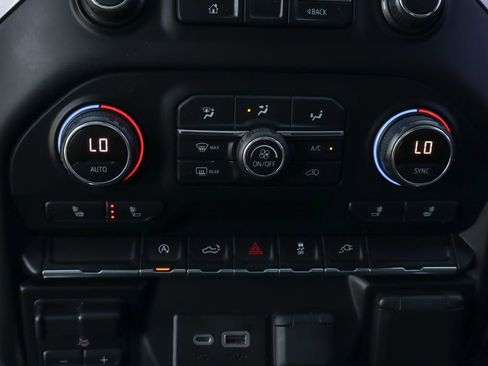 Used 2020 Chevrolet Silverado 1500 RST w/ All-Star Edition RWD image 38