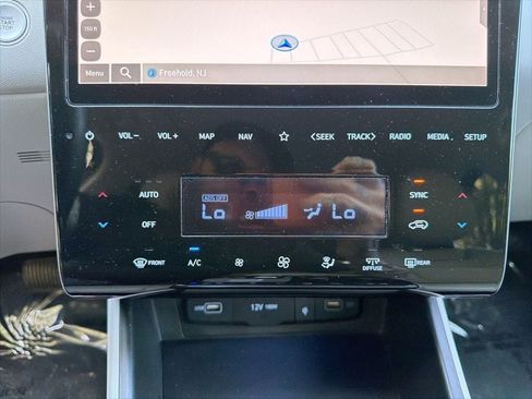 Certified 2024 Hyundai Tucson Limited AWD/4WD image 28