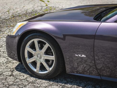 Used 2004 Cadillac XLR image 44