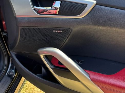 Used 2012 Hyundai Veloster w/ Style Pkg FWD image 37