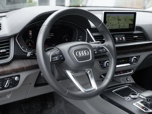 Used 2019 Audi Q5 Prestige image 11