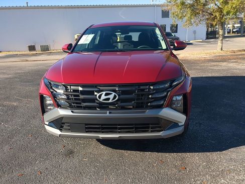 Used 2025 Hyundai Tucson SE image 9