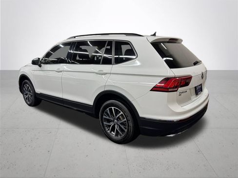 Used 2020 Volkswagen Tiguan SE AWD/4WD image 4