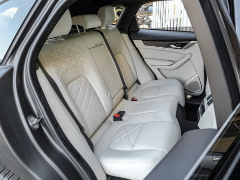 Used 2022 Jaguar F-PACE S image 42