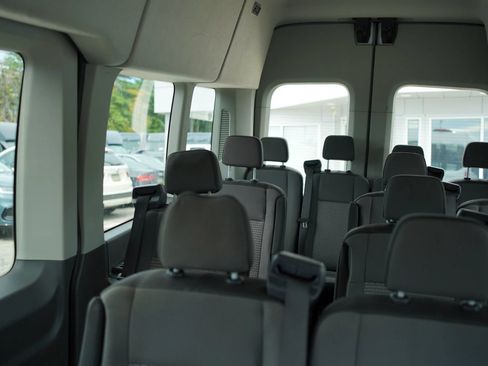Used 2024 Ford Transit 350 XLT RWD image 20