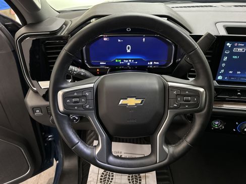 Used 2024 Chevrolet Silverado 1500 LT AWD/4WD image 27