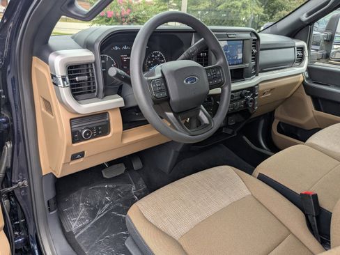 New 2025 Ford F250 XLT w/ 360-Degree Camera Package AWD/4WD image 8