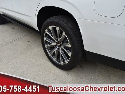 Used 2025 Chevrolet Tahoe High Country image 17