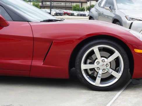 Used 2008 Chevrolet Corvette Coupe RWD image 9