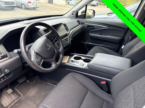 Used 2025 Honda Ridgeline Sport+ image 12