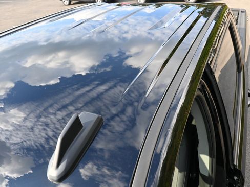 Used 2024 GMC Sierra 1500 Elevation image 15