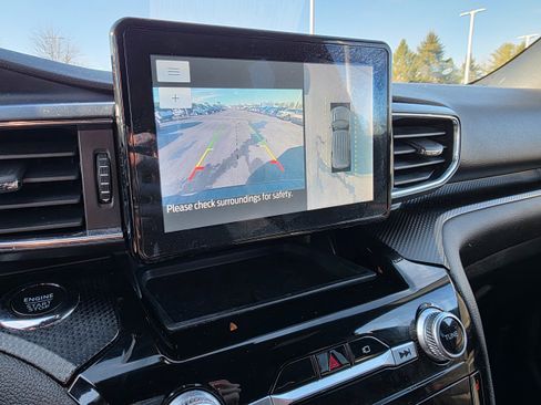 Used 2022 Ford Explorer ST-Line image 18