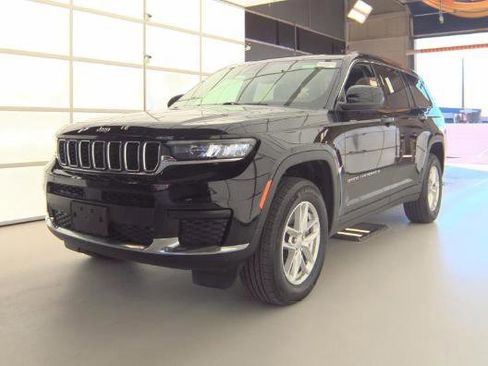 Used 2022 Jeep Grand Cherokee L Laredo w/ Luxury Tech Group I image 1