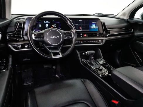 Certified 2024 Kia Sportage EX image 6