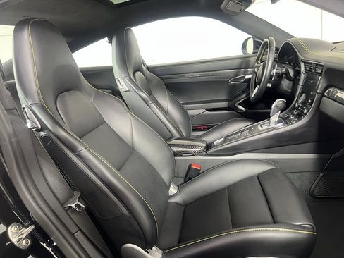 Certified 2018 Porsche 911 Turbo S image 20