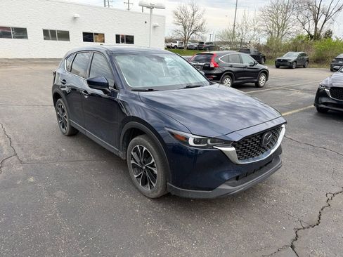 Used 2022 MAZDA CX-5 AWD 2.5 S w/ Premium Package image 4