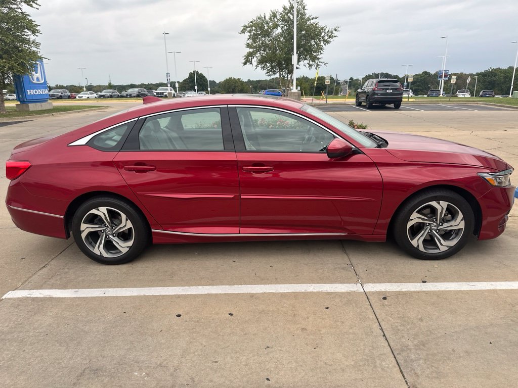 Used 2018 Honda Accord EX image 3