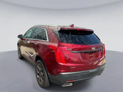 Used 2018 Cadillac XT5 Luxury w/ LPO, Black Ice Package AWD/4WD image 8